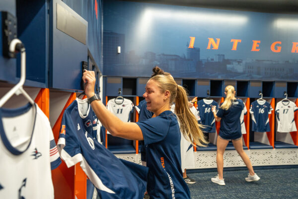 Student-athletes from UTSA Soccer check out their new locker room