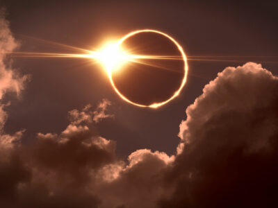 An image of a total solar eclipse